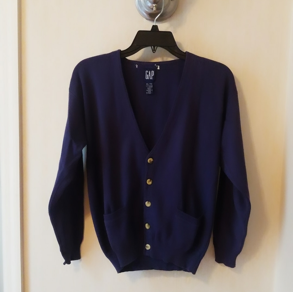 ⚠️3 for 30!! GAP Navy Sweater